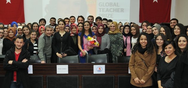 DİLEK ÖĞRETMENE OMÜ’DE SEVGİ SELİ