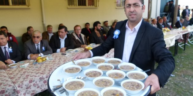 EMENLİ KÖYÜNDE 5. GELENEKSEL AŞURE ETKİNLİĞİ DÜZENLENDİ