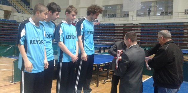 Endüstri Meslek Lisesi Masa Tenisi Takımı Türkiye Şampiyonasına Gidiyor