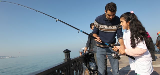 Engelli Çocukların Oltayla Balık Tutma Heyecanı