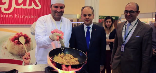 Gençlik ve Spor Bakanı Kılıç; Samsun Gıda Fuarı'nı Ziyaret Etti