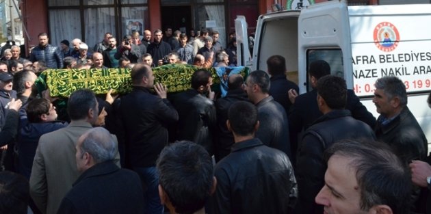 İSMETPAŞA MAHALLESİ MUHTARI FATİH YILDIZ’IN ANNESİ SATU YILDIZ DUALARLA TOPRAĞA VERİLDİ