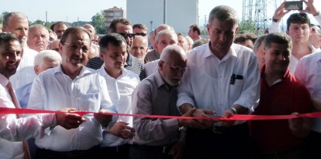 KARADENİZ BÖLGESİNİN EN BÜYÜK YAPI MARKETİ HİZMETE AÇILDI