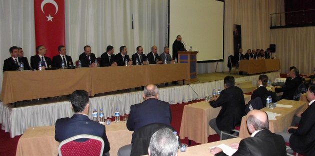 KARATE HAKEMLERİ ANTALYA’DA BULUŞTU