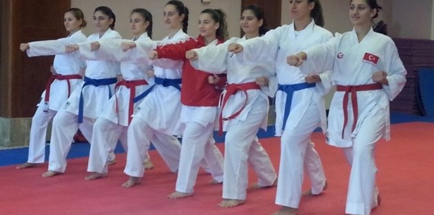 Karatede Balkan Şampiyonası’nda 8 Madalya