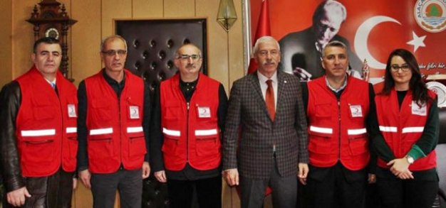 Kızılay Bafra Şubesi’nden Alaçam Belediye Başkanı Hadi UYAR’a Ziyaret