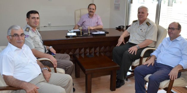 KOMUTAN YAŞIN’DEN BAŞKAN ŞAHİN'E İADE-İ  ZİYARET