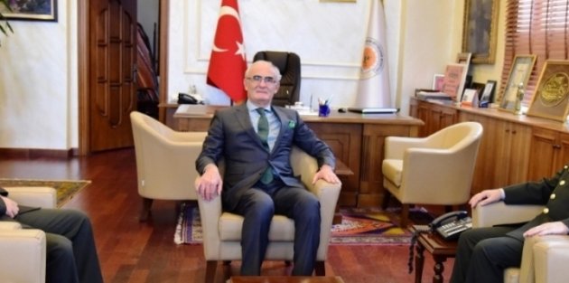 KOMUTANLARDAN BAŞKAN YILMAZ'A TAZİYE ZİYARETİ