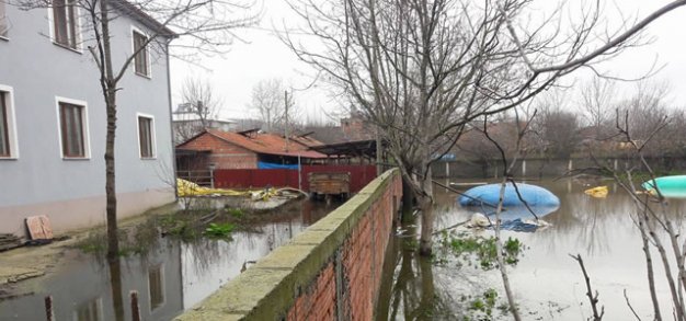 KÖYLÜLERİN TABAN SUYU ÇİLESİ