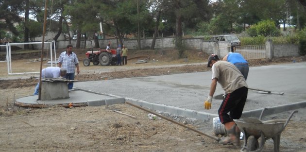 LENGERLİ MAHALLESİ ÇOCUK OYUN PARKINA KAVUŞUYOR