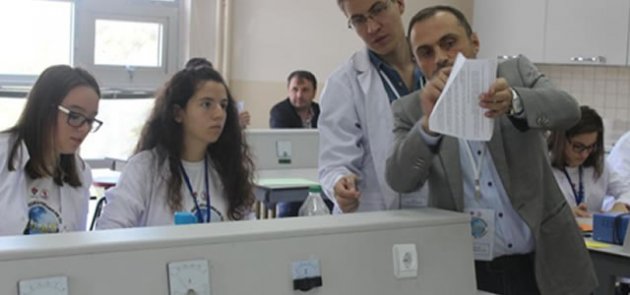 Lise Öğrencileri Meslekleri Tanıyor