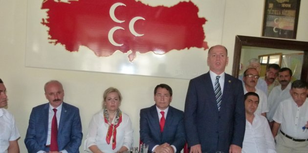 MHP’liler Bayramlaştı