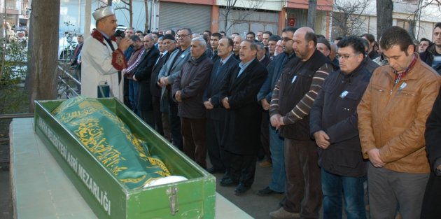 MUSTAFA TEMEL DUALARLA TOPRAĞA VERİLDİ