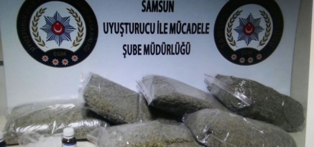 Otomobilde 6 Kilo 51 Gram Sentetik Uyuşturucu Ele Geçirildi