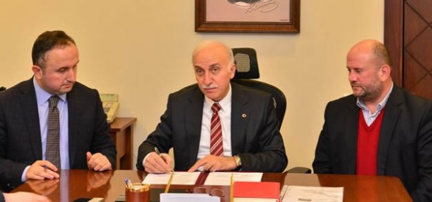 SAMSUN BİYOMEDİKAL CİHAZ TEKNOLOJİLERİ MESLEKİ VE TEKNİK ANADOLU LİSESİ PROTOKOL İMZA TÖRENİ