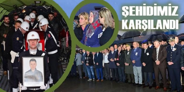 Samsun Şehidini Bağrına Bastı