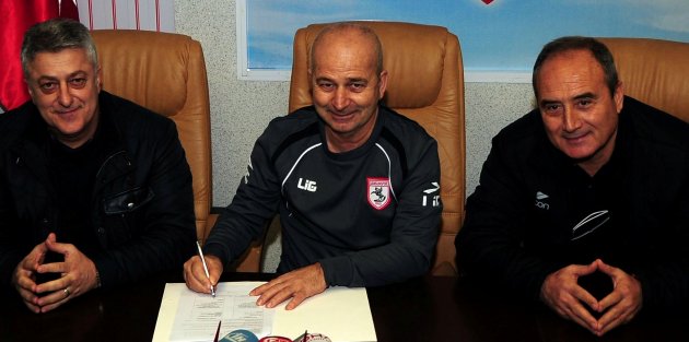 SAMSUNSPOR ENGİN KORUKIR‏'A EMANET