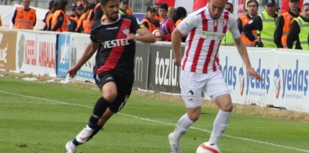 SAMSUNSPOR ÜÇ PUANINI RECEP NİYAZ İLE GERİ ALDI 1-0