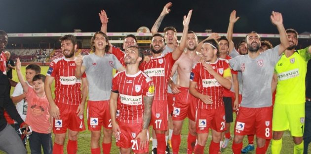 SAMSUNSPOR'DAN  ÜÇLÜK TARİFE