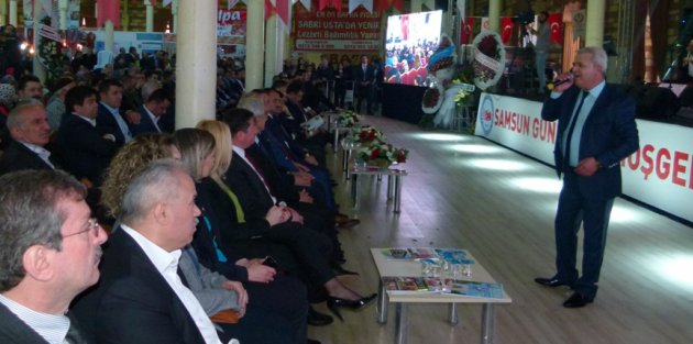 Sanatçılar Feshane'de Coşturdu