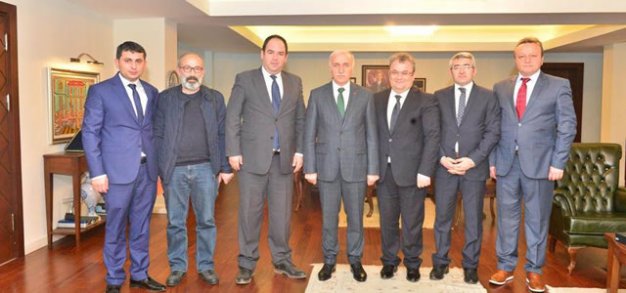 SAYSİAD YÖNETİM KURULU BAŞKANI VE YÖNETİM KURULU ÜYELERİ VALİ ŞAHİN’İ ZİYARET ETTİ