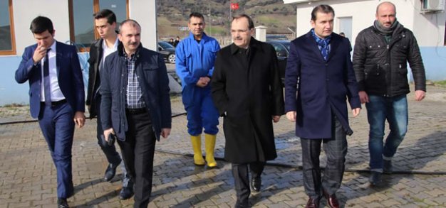 TESİSLERİ BİRLİKTE GEZDİLER