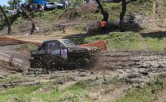 Off-Road tutkunları Ordu'da yarıştı