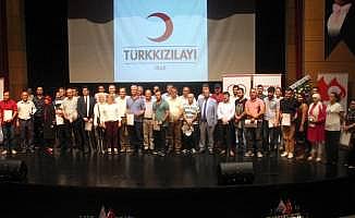 Türk Kızılayı'ndan bağışçılara madalya