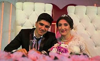 Yetiştirme yurdunda tanışıp evlendiler