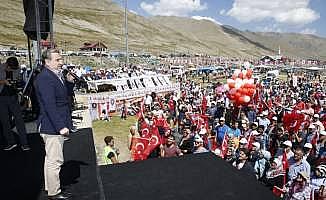Gençlik ve Spor Bakanı Bak, Rize'de