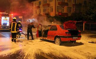 SEYİR HALİNDEKİ ARAÇ YANDI