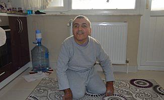 Yaşlı çiftin engelli oğulları için asansör talebi