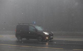 Bolu Dağı'nda kar yağışı