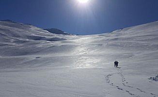 Kar altındaki suya 5 günde ulaşıldı