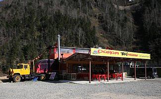 Tıra yapılan restorana Karadeniz usulü yer çözümü