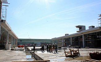 Ünye'de 15 Temmuz Demokrasi Meydanı inşaatı