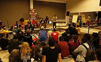 Red Bull BC One Cypher breakdans yarışması İzmir'de başladı