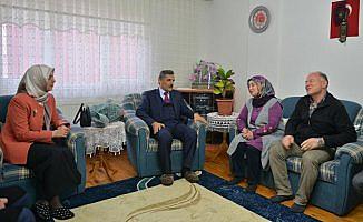 Vali Kaymak'tan tim komutanı Büyükkal'ın ailesine ziyaret