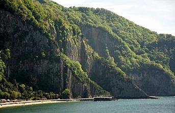 80 milyon yıllık lav sütunlarına ziyaretçi yoğunluğu