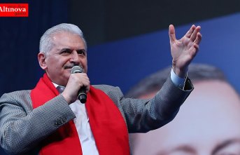 Başbakan Yıldırım: Siyasi sistemimizi daha güçlü yapacak yeni bir adımı atıyoruz