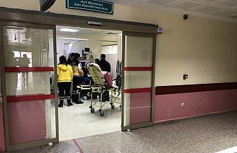 Bayburt'ta 22 öğrenci gıda zehirlenmesi şüphesiyle hastaneye kaldırıldı