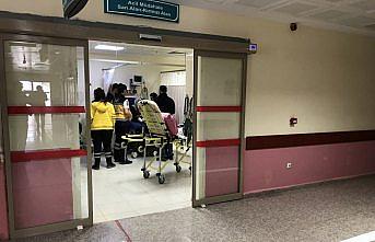 Bayburt'ta 22 öğrenci gıda zehirlenmesi şüphesiyle hastaneye kaldırıldı