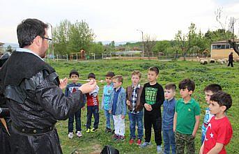 Çocuklar ekrandan uzaklaşıp ata sporları ile tanıştı