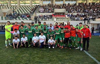 Kahe, futbola amatör ligde veda etti