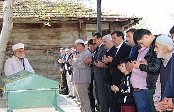 Kazada hayatını kaybeden belediye işçisinin cenazesi defnedildi