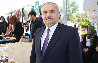 Lise öğrencilerinden yetim öğrenciler yararına kermes