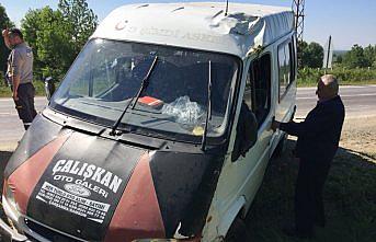 Şehit polisin ailesi trafik kazasında yaralandı