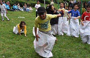 Sığınmacı çocuklar 23 Nisan'ı kutladı