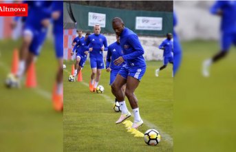 “Tekrar Süper Lig'e yükselmenin yollarını arayacağız“