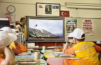 112 Acil Servis'in önemi minik öğrencilere anlatıldı